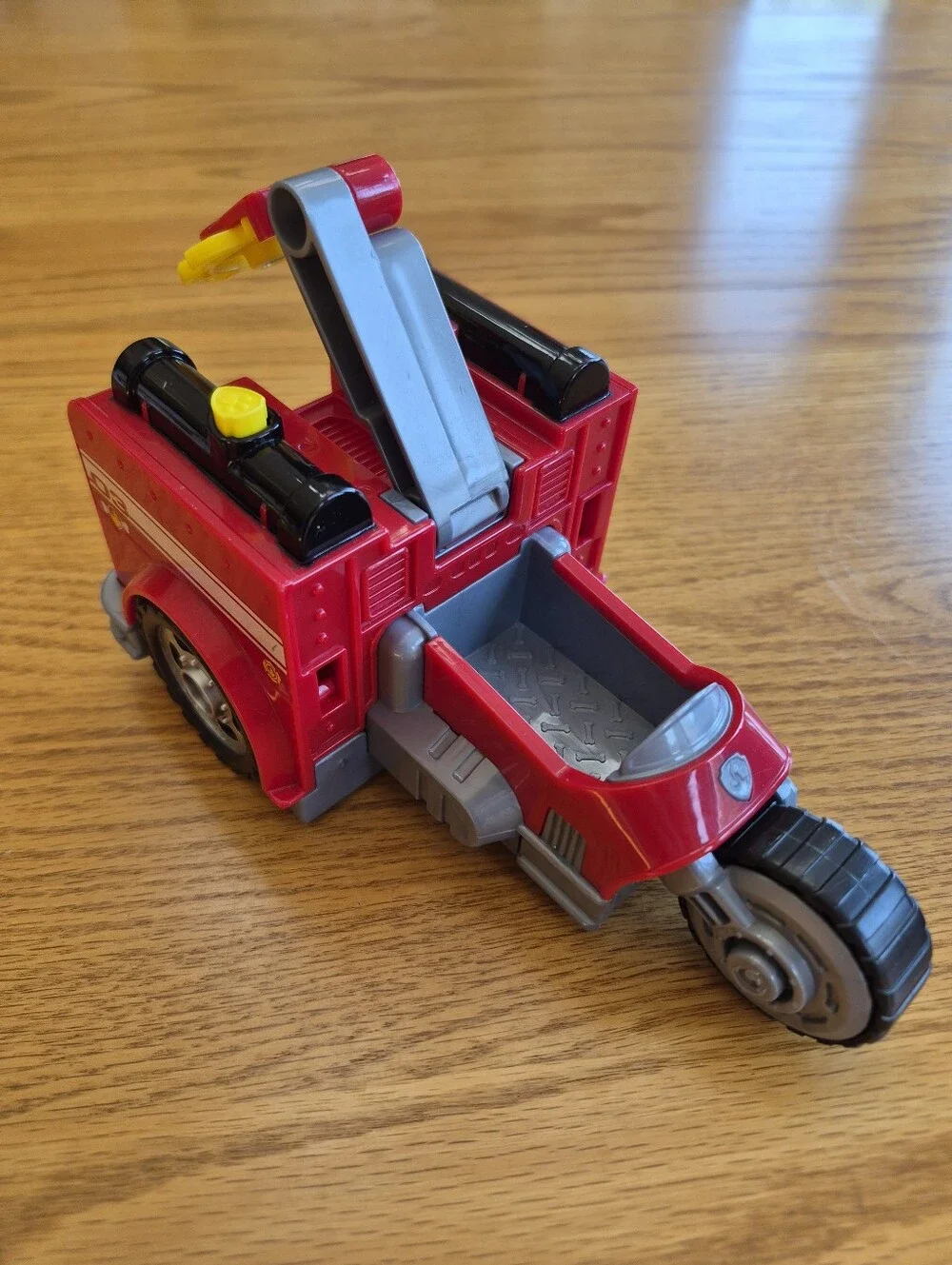 Paw Patrol Marshall Split-Second 2-in-1 Transforming Fire Truck